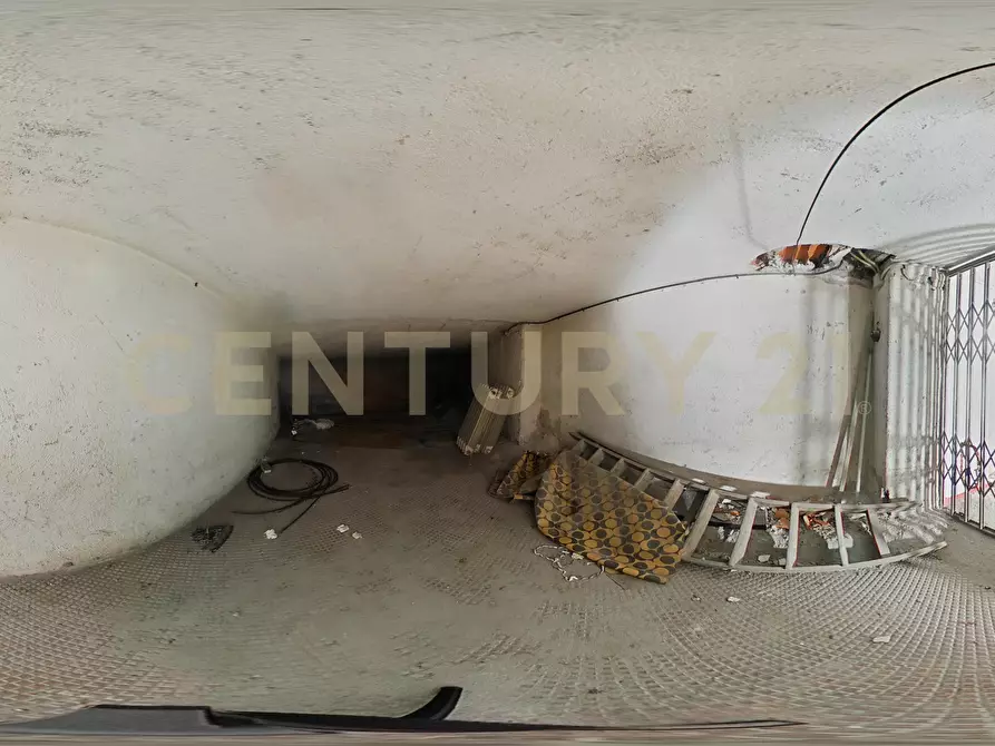 Immagine 37 di Garage in vendita  in Via Giacomo Leopardi 119 a Catania