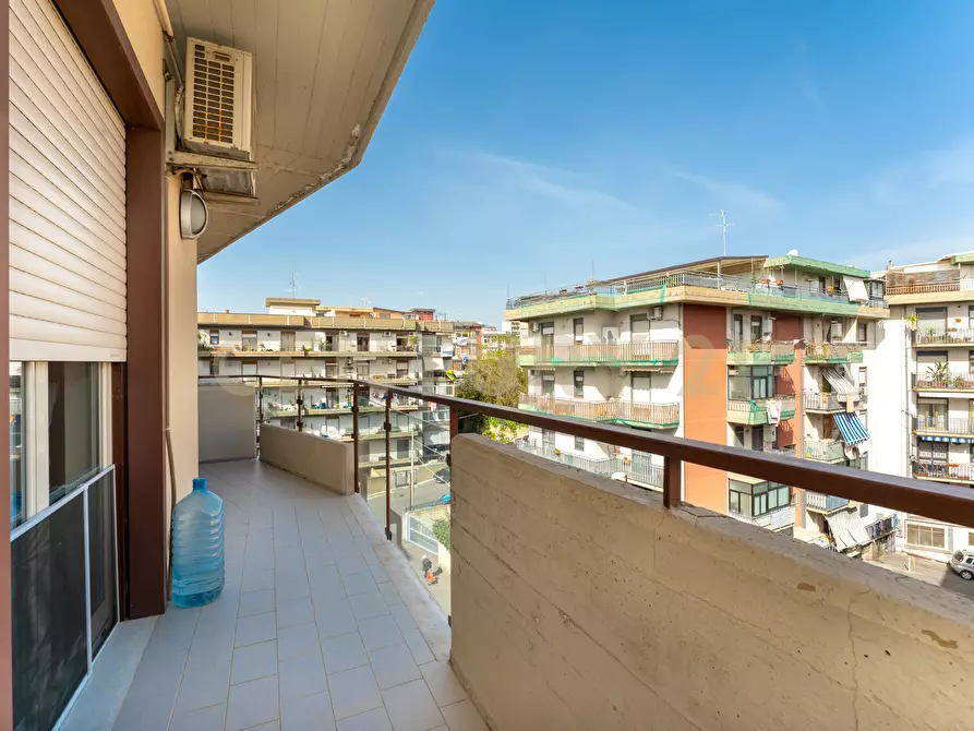 Immagine 26 di Pentalocale in vendita  in Via Acquedotto Greco 248 a Catania