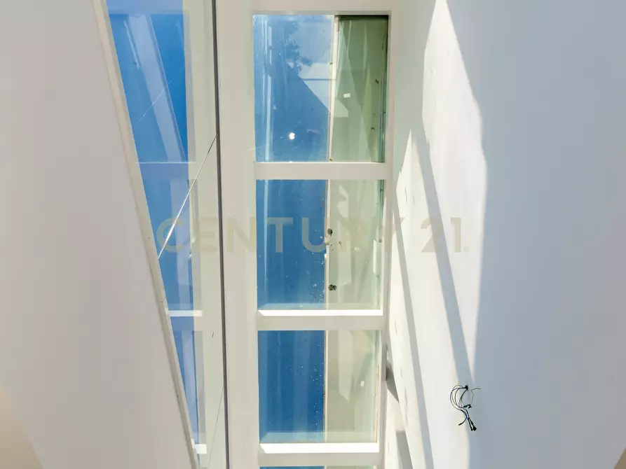 Immagine 39 di Villa in vendita  in SS284 a Adrano