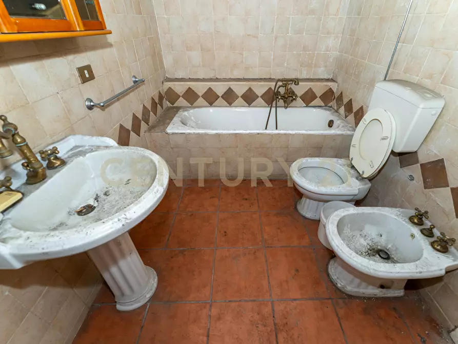 Immagine 51 di Casa bifamiliare in vendita  in Via Velletri 16 a Catania