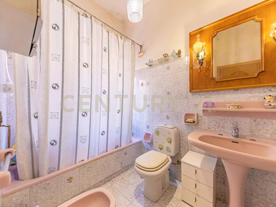 Immagine 8 di Villa in vendita  in Corso San Francesco 159 a Anzio