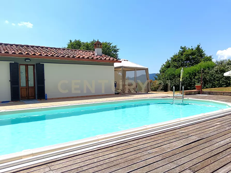 Immagine 4 di Villa in vendita  in Via Case Raspini 2 a Santa Fiora