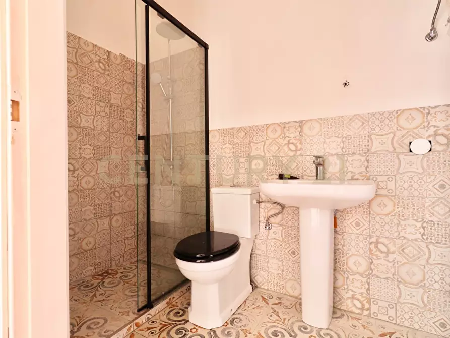 Immagine 13 di Porzione di casa in vendita  in Via Giovanni Badalamenti 115 a Carini