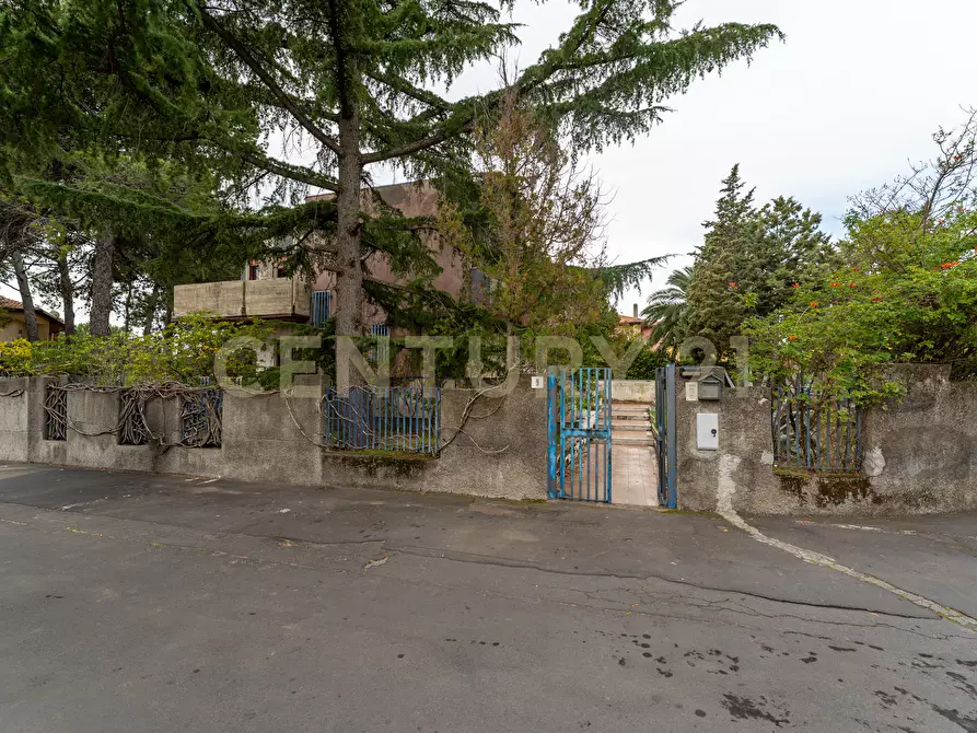 Immagine 1 di Villa in vendita  in Via Monte Cicirello 8 a Catania
