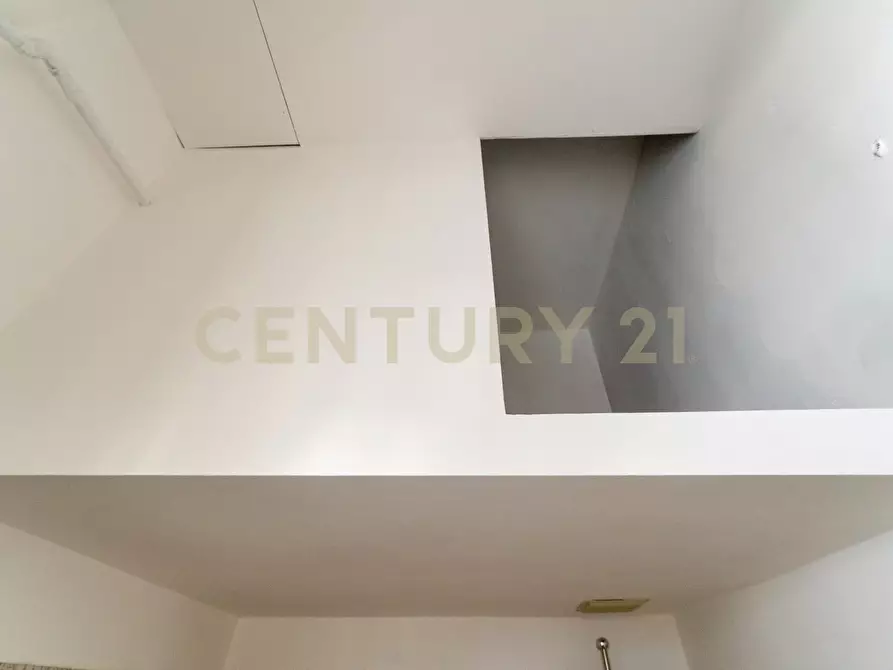 Immagine 25 di Bilocale in vendita  in Via Fallica 103 a Paterno'