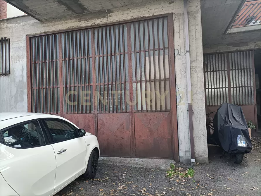 Immagine 11 di Magazzino in affitto  a Viagrande