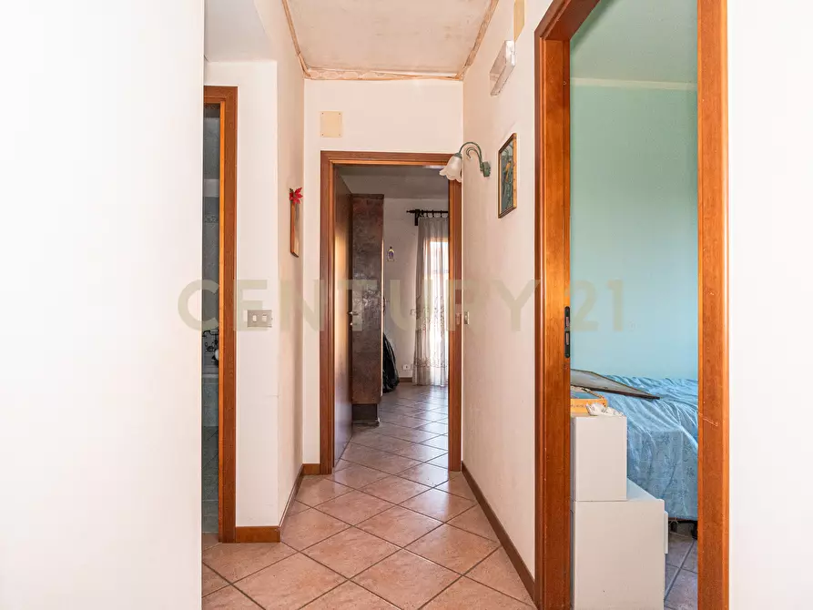 Immagine 15 di Quadrilocale in vendita  in Via Dei Giardini 3 a Tremestieri Etneo