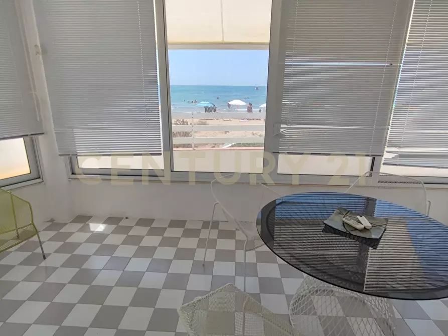 Immagine 25 di Villa in vendita  in VIA DEI CANALOTTI 91 a Ragusa