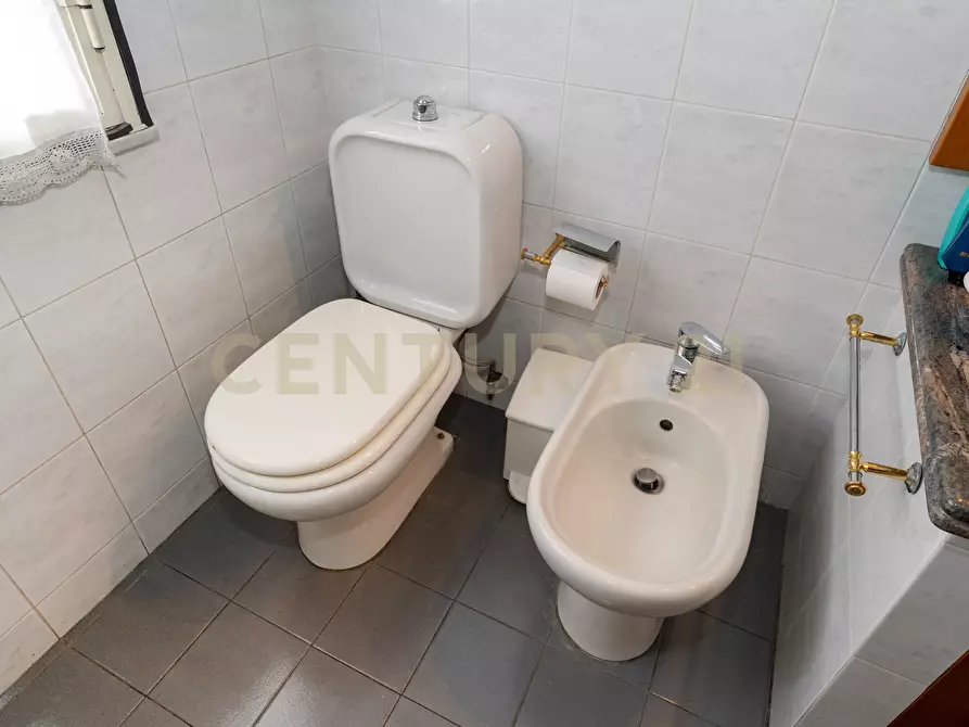 Immagine 48 di Villa in vendita  in Via Santa Rosa da Lima 17 a Catania