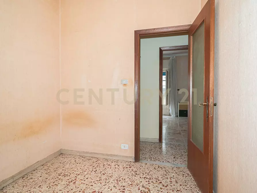 Immagine 11 di Quadrilocale in vendita  in Via Carrubella 8 a Gravina Di Catania