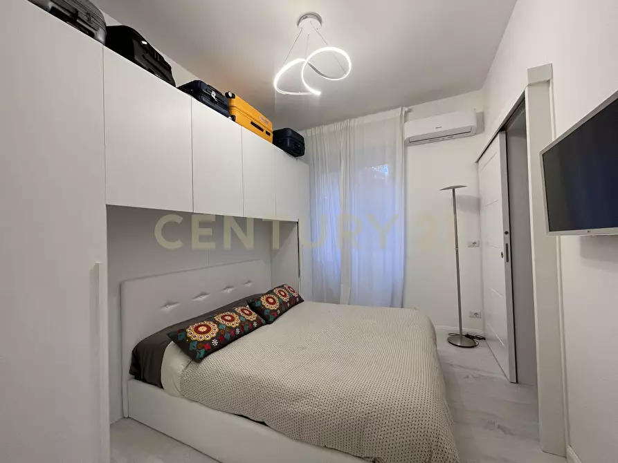 Immagine 15 di Trilocale in vendita  in Via del Solevia del sole a Monte Argentario