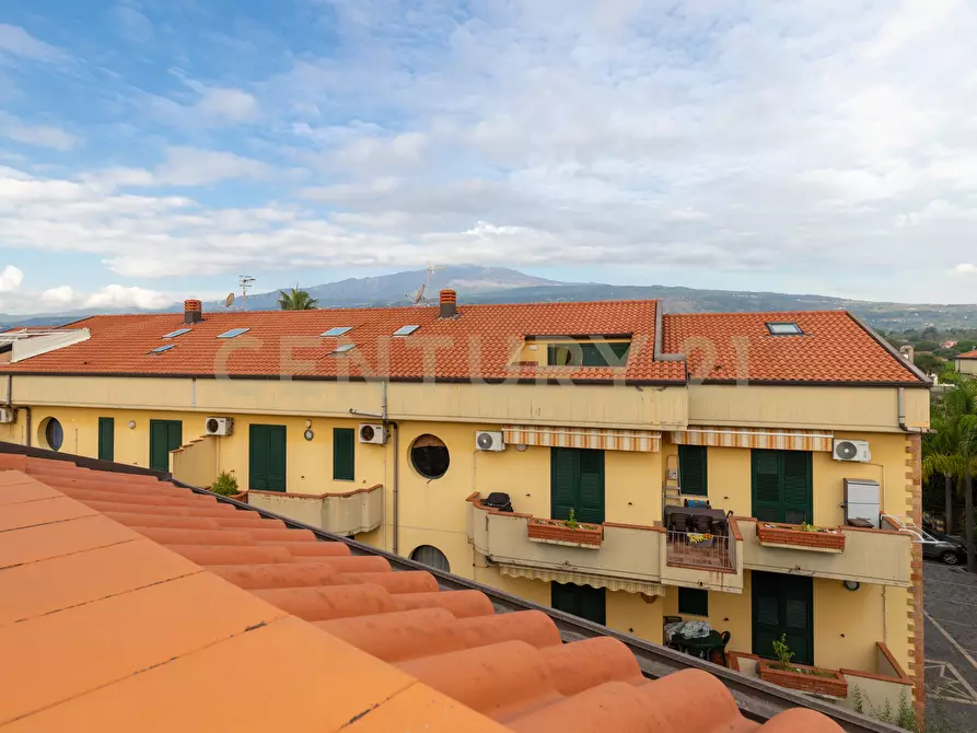 Immagine 23 di Mansarda in vendita  in Via Spiaggia 39 a Mascali