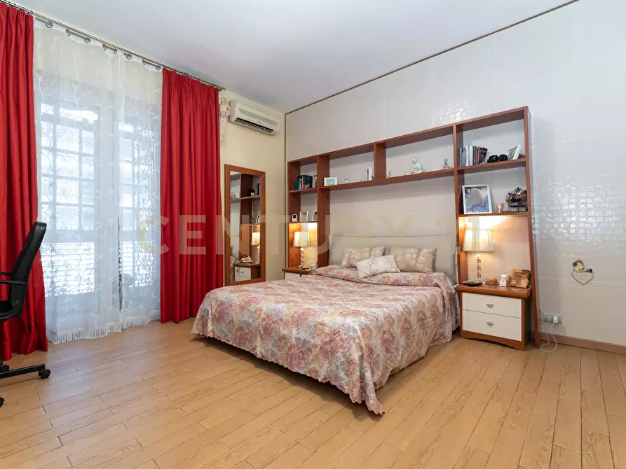 Immagine 17 di Quadrilocale in vendita  in Via Nazionale 32 a Aci Castello