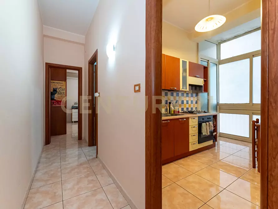 Immagine 43 di Pentalocale in vendita  in Corso delle Province 124 a Catania