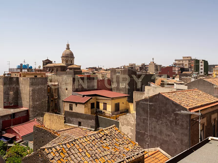 Immagine 26 di Pentalocale in vendita  in PIazza Indipendence 3 a Misterbianco