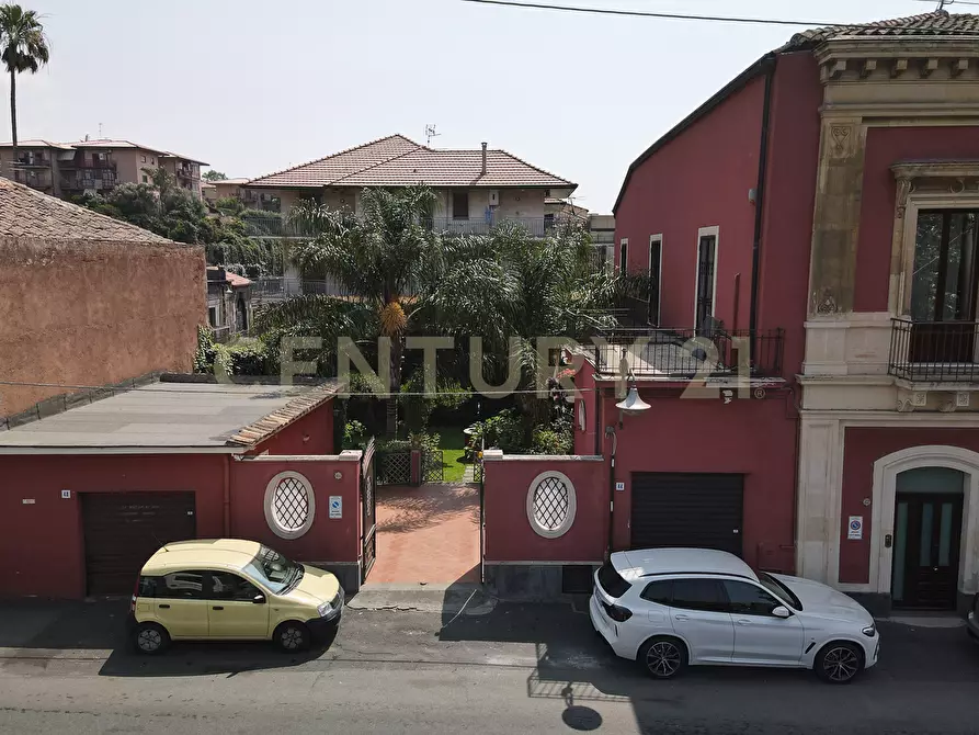 Immagine 3 di Villa in vendita  in Via Scalilla 42 a Catania