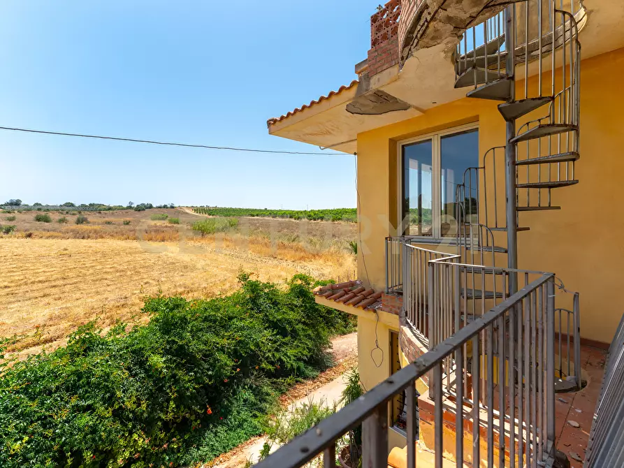 Immagine 17 di Villa in vendita  in C/da Camera a Augusta
