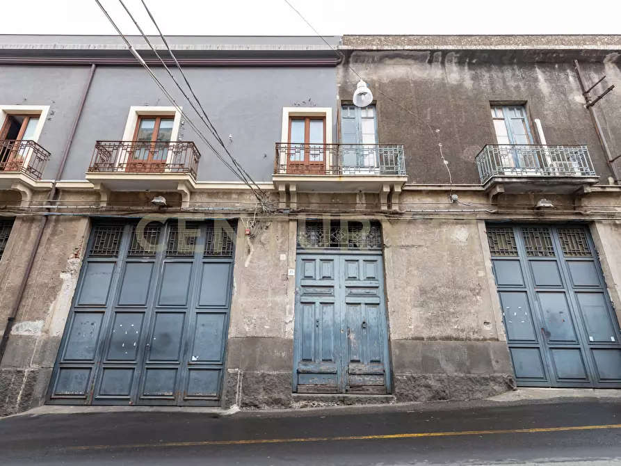 Immagine 4 di Pentalocale in vendita  in Via Lorenzo Maddem 67 a Acireale