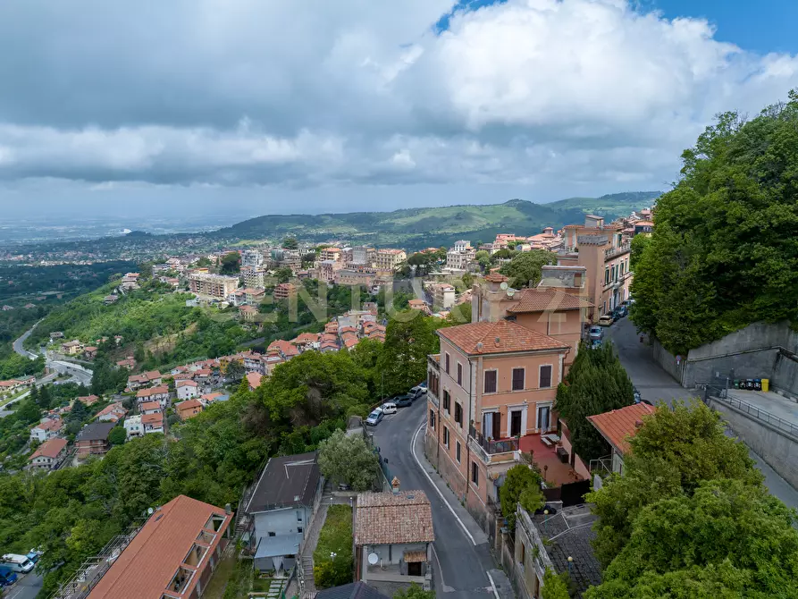 Immagine 64 di Pentalocale in vendita  in Viale Madonna del Tufo 26 a Rocca Di Papa