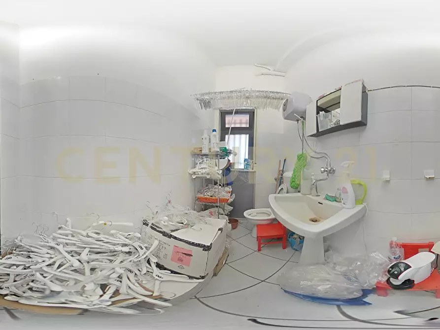 Immagine 35 di Attività commerciale in vendita  in Via Vittorio Emanuele 214 a Belpasso