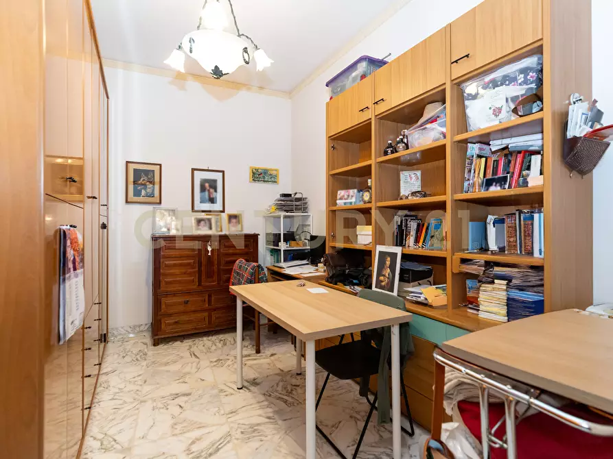 Immagine 32 di Pentalocale in vendita  in Piazza Giovanni Longo 122 a Misterbianco