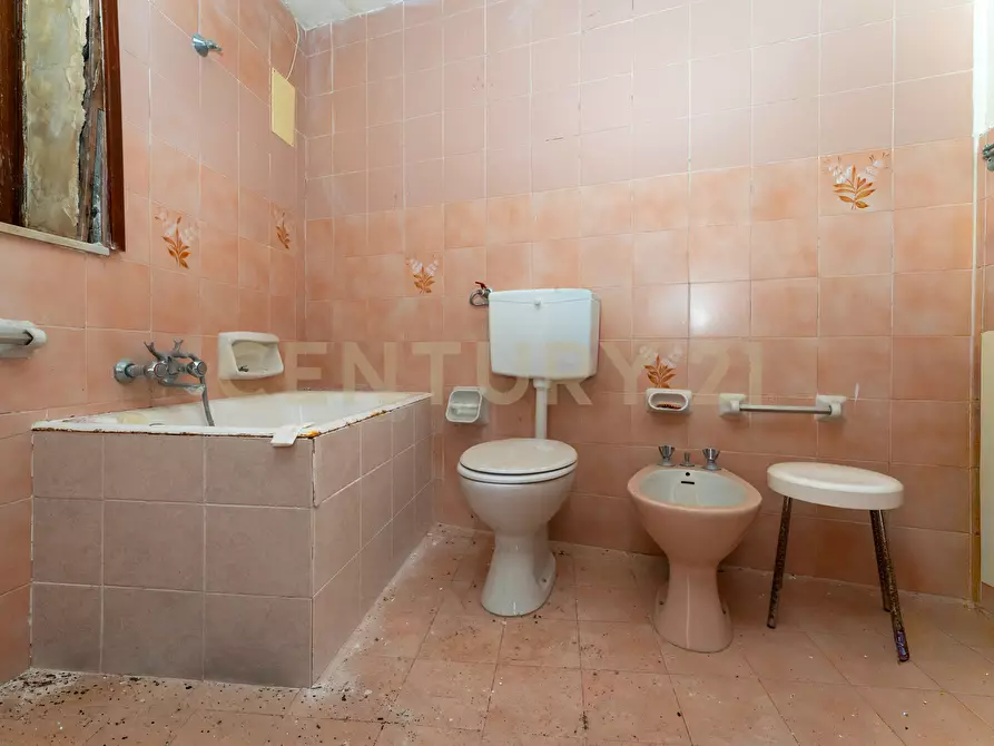 Immagine 42 di Villa in vendita  in Via Michelangelo Buonarroti 4 a Tremestieri Etneo