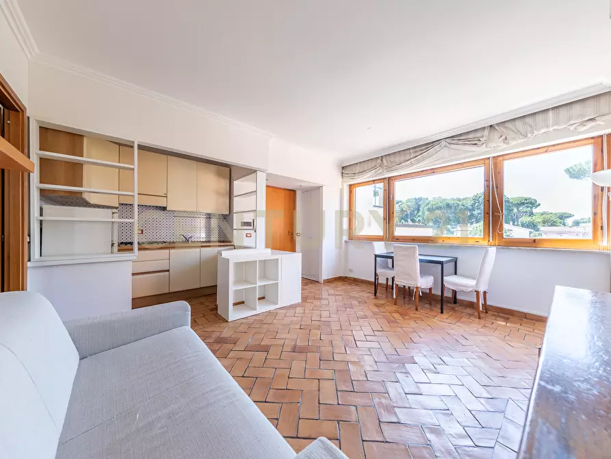 Immagine 7 di Bilocale in vendita  in Largo Olgiata 15 a Roma