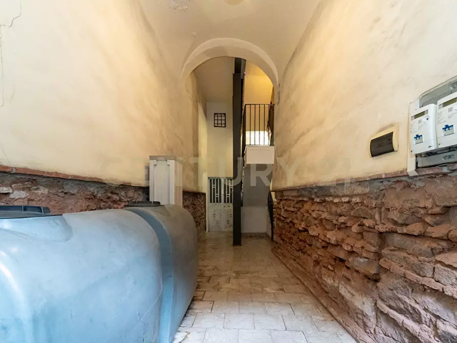 Immagine 8 di Trilocale in vendita  in Via del Vecchio Bastione 29 a Catania