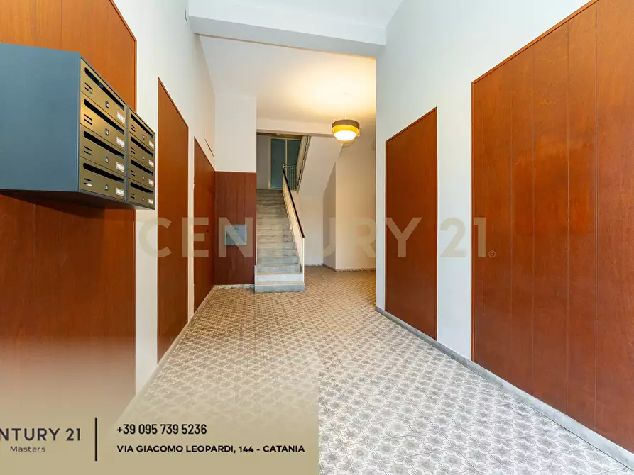 Immagine 6 di Trilocale in vendita  in Via Caduti del Lavoro 2 a Gravina Di Catania