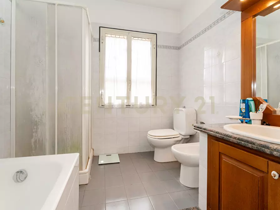 Immagine 50 di Villa in vendita  in Via Santa Rosa da Lima 17 a Catania