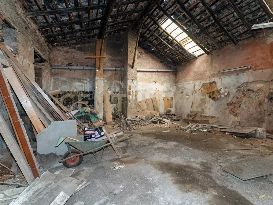 Immagine 3 di Casa indipendente in vendita  in Via Ittar 24 a Catania