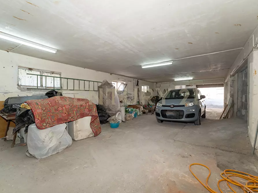 Immagine 47 di Villa in vendita  in Via Macello 47 a Catania