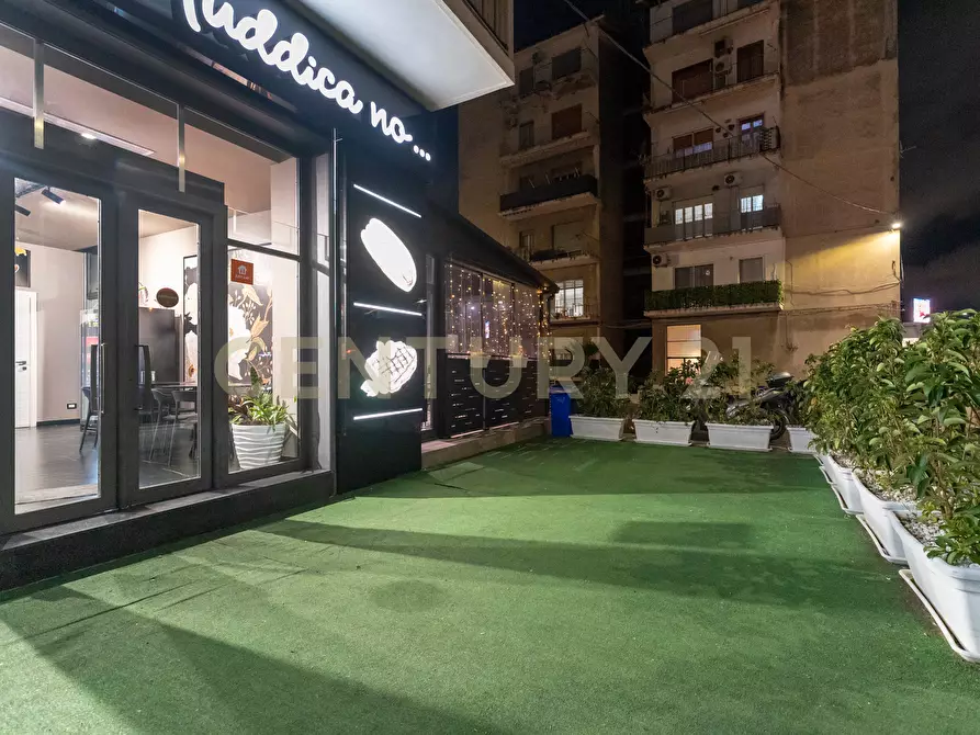 Immagine 4 di Attività commerciale in vendita  in Corso Indipendenza 131 a Catania