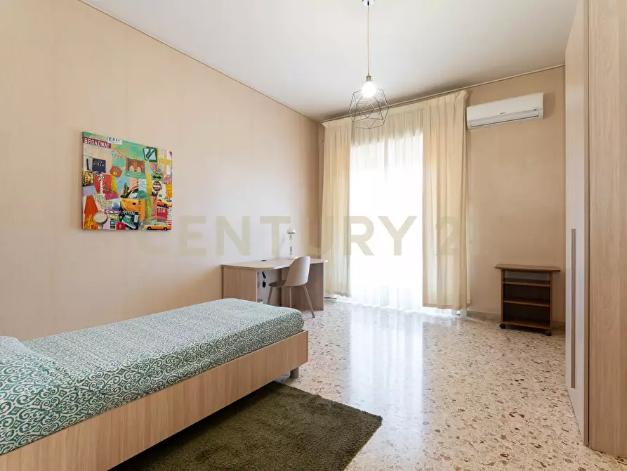 Immagine 13 di Stanza singola in affitto  in Via Matteo Renato Imbriani 181 a Catania