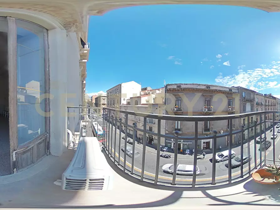 Immagine 56 di Bilocale in affitto  in Via Etnea 299 a Catania