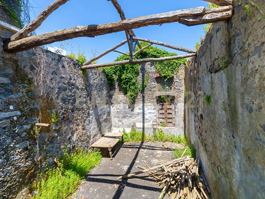 Immagine 17 di Rustico / casale in vendita  in Via Roccamena 84 a Acireale