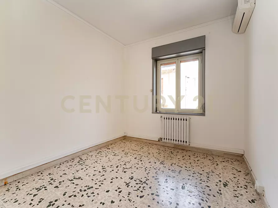 Immagine 39 di Quadrilocale in vendita  in Via Gabriele D'Annunzio 125 a Catania