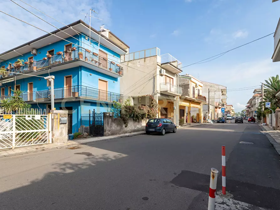 Immagine 44 di Mansarda in vendita  in Via Spiaggia 39 a Mascali