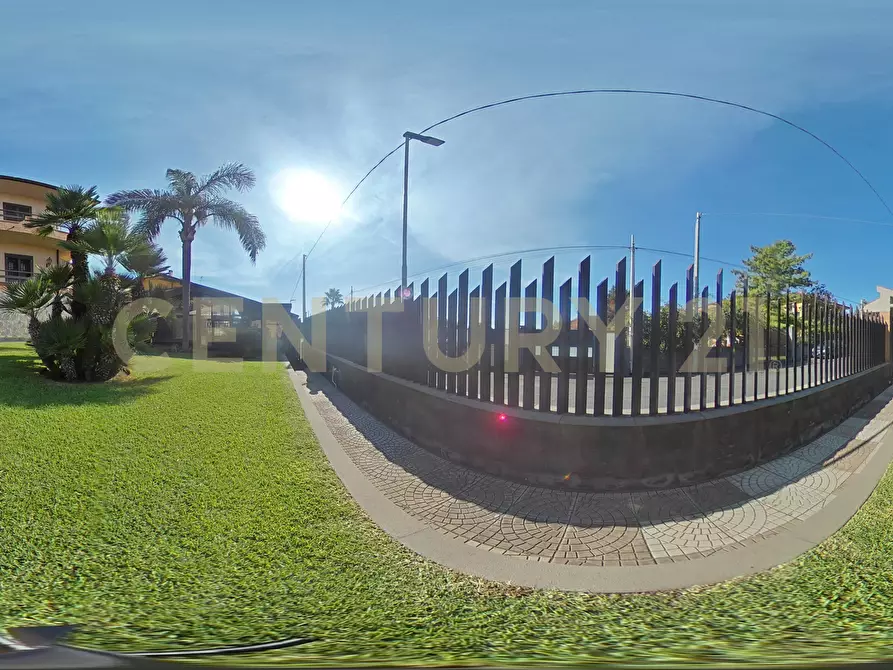 Immagine 111 di Villa in vendita  in Via Salemi 19 a Mascalucia