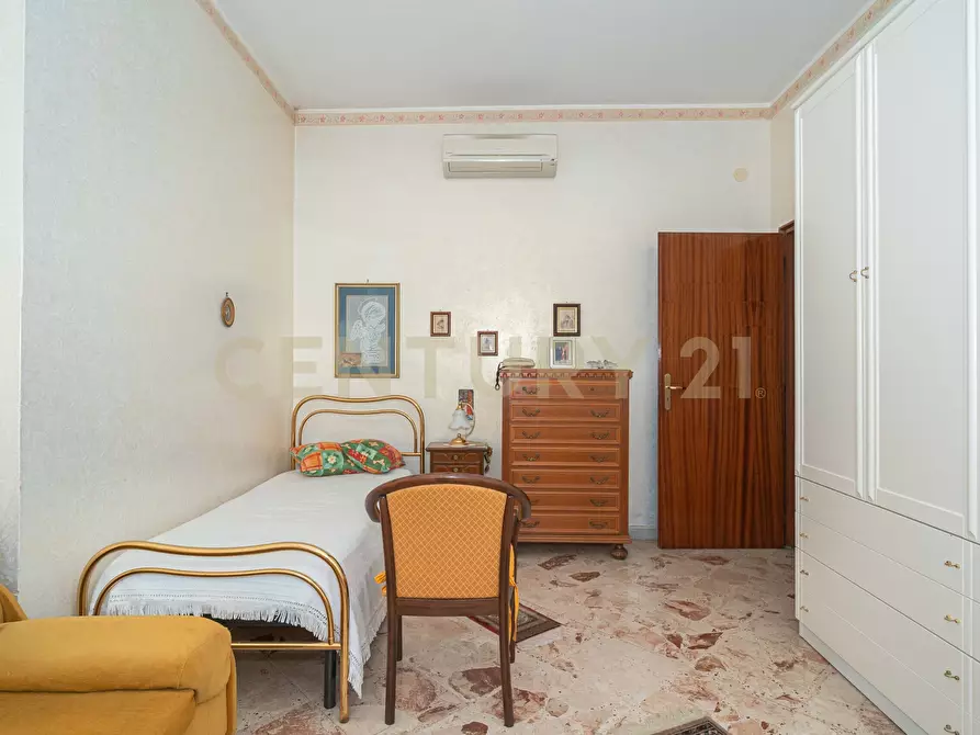 Immagine 12 di Pentalocale in vendita  in Via Catania 42 a Enna