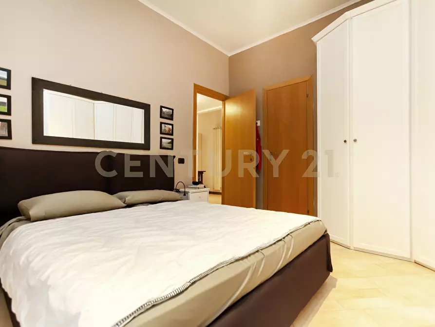 Immagine 11 di Trilocale in vendita  in Via Montasola 34 a Roma