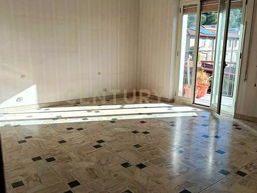 Immagine 7 di Quadrilocale in vendita  in Via Omero 65 a Bronte