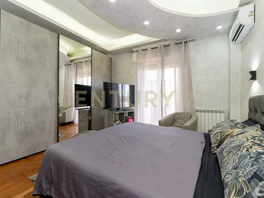 Immagine 17 di Trilocale in vendita  in Via per Aci Bonaccorsi 26 a San Giovanni La Punta