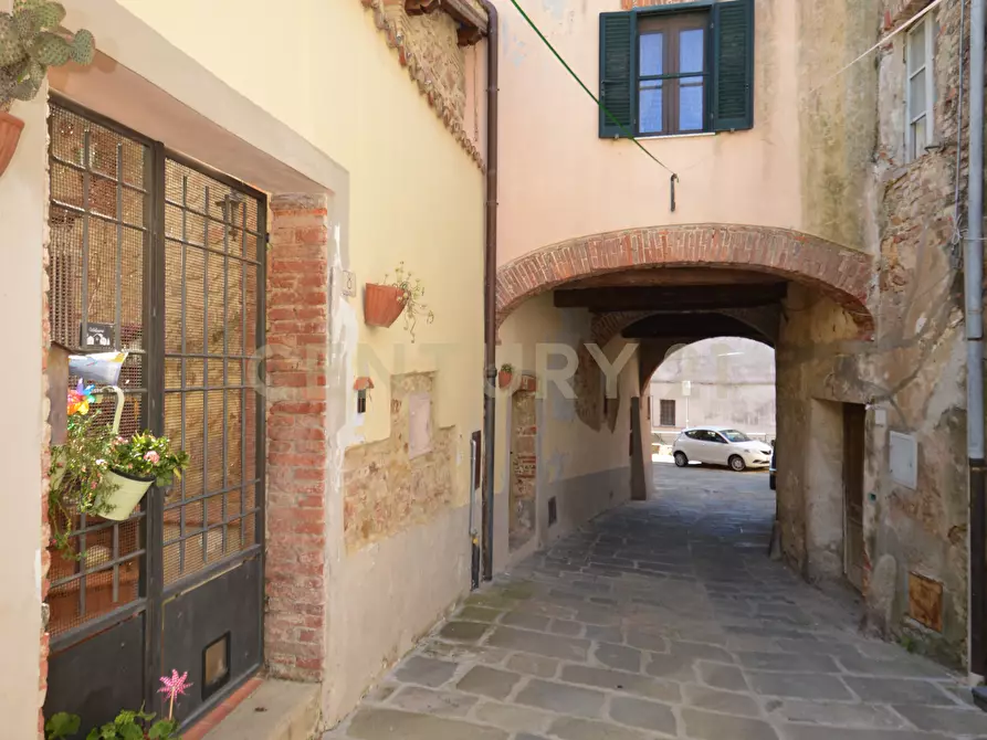 Immagine 10 di Trilocale in vendita  in Via degli Ugurgeri 1 a Grosseto