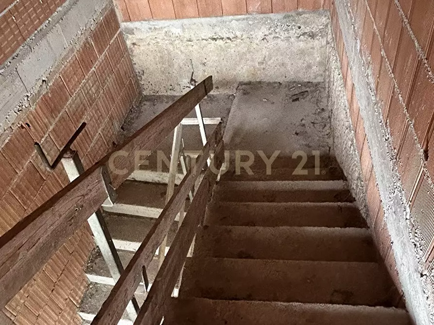 Immagine 42 di Villa in vendita  in Via Belvedere snc a Verona