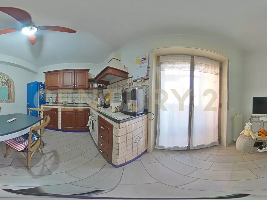 Immagine 61 di Trilocale in vendita  in Via Tremestieri 16 a Mascalucia