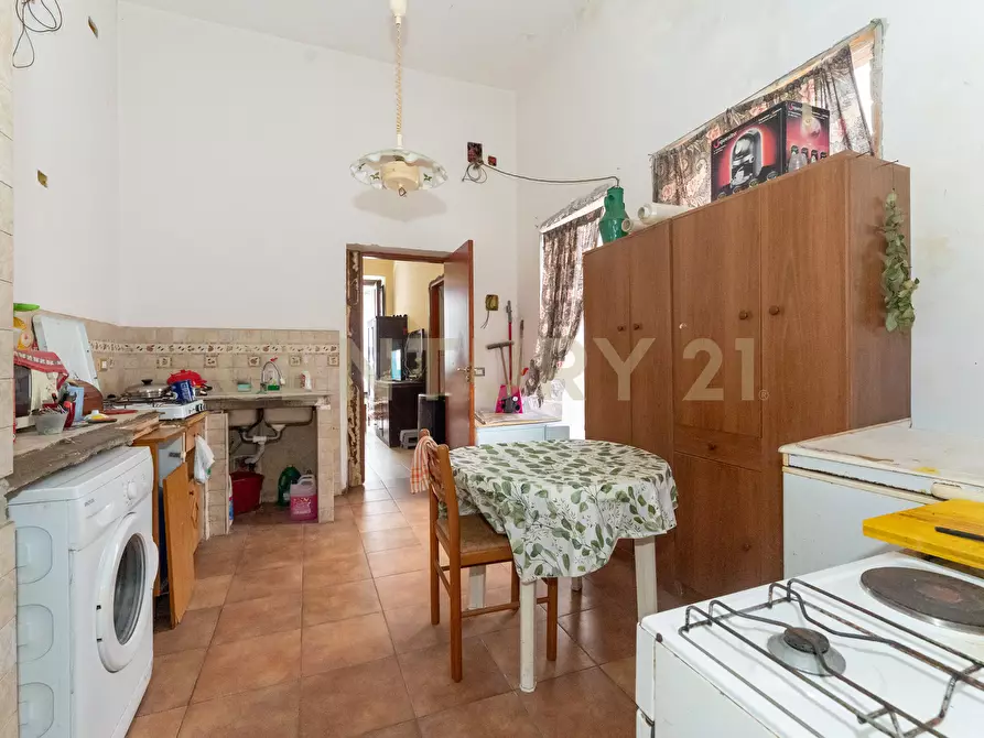 Immagine 20 di Casa indipendente in vendita  in Via Vittorio Veneto 83 a Misterbianco