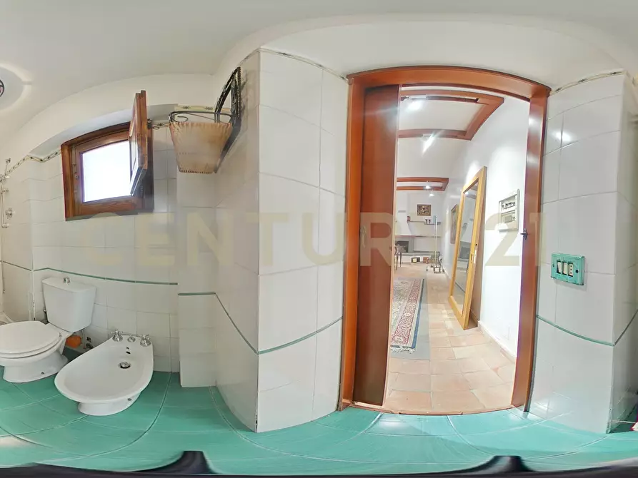 Immagine 40 di Casa indipendente in affitto  in Via Etnea 90 a Mascalucia