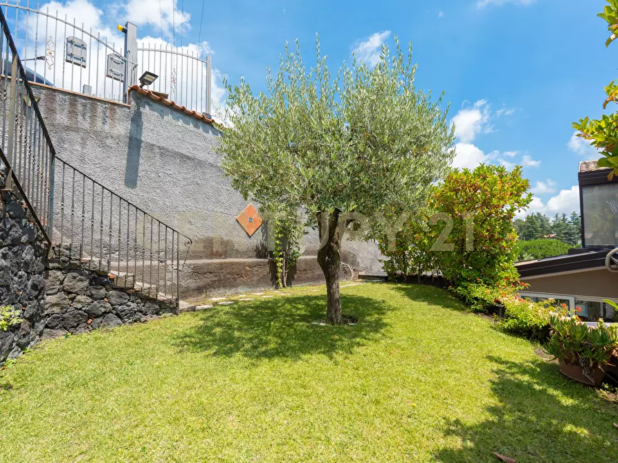 Immagine 83 di Villa in vendita  in Via Monpeluso 8 a Nicolosi