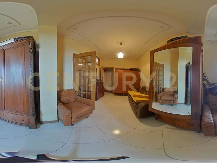 Immagine 59 di Pentalocale in vendita  in Via Vittorio Emanuele 181 a Viagrande